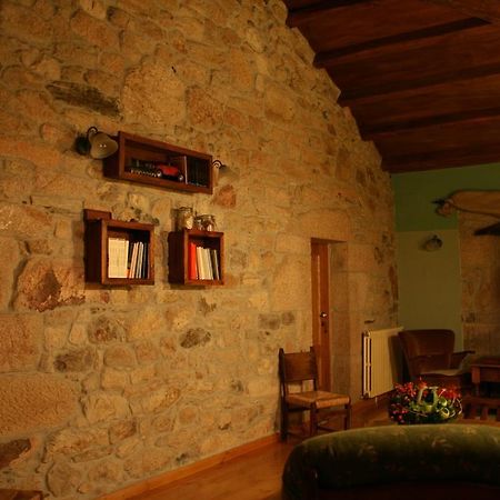 Rectoral De Goian Guest House Sarria Bagian luar foto