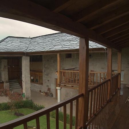 Rectoral De Goian Guest House Sarria Bagian luar foto