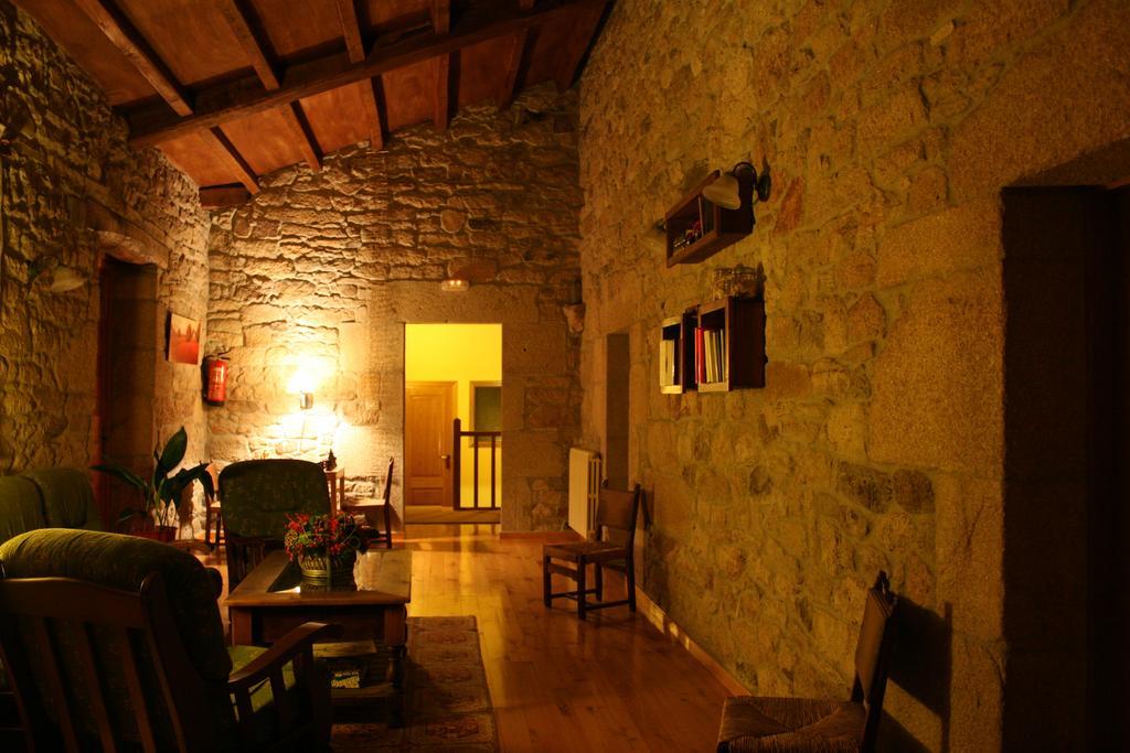 Rectoral De Goian Guest House Sarria Bagian luar foto