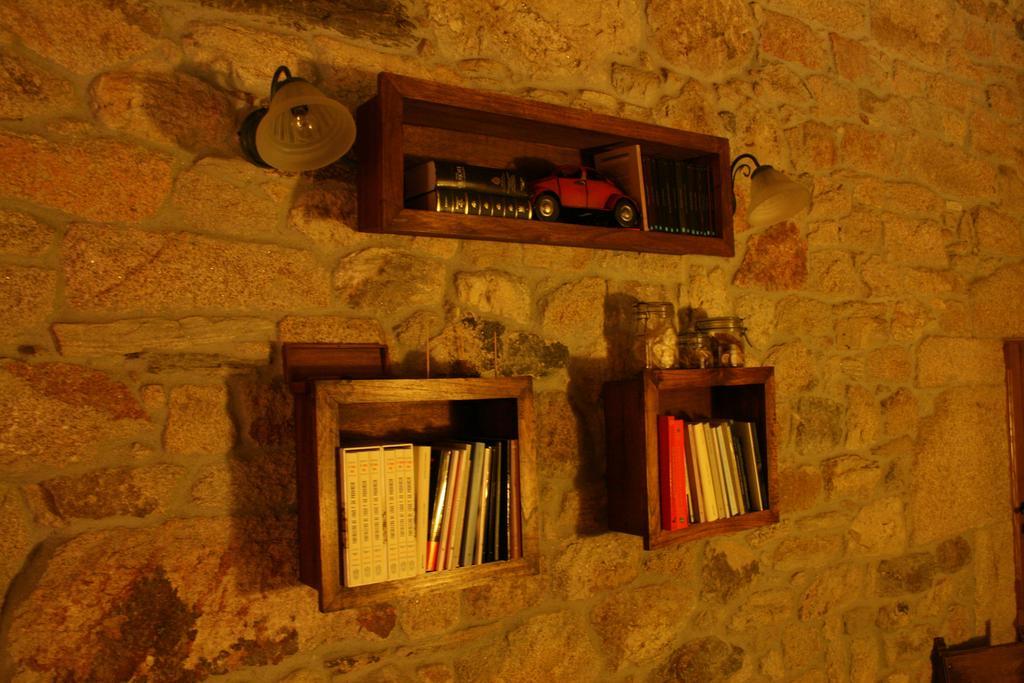 Rectoral De Goian Guest House Sarria Bagian luar foto