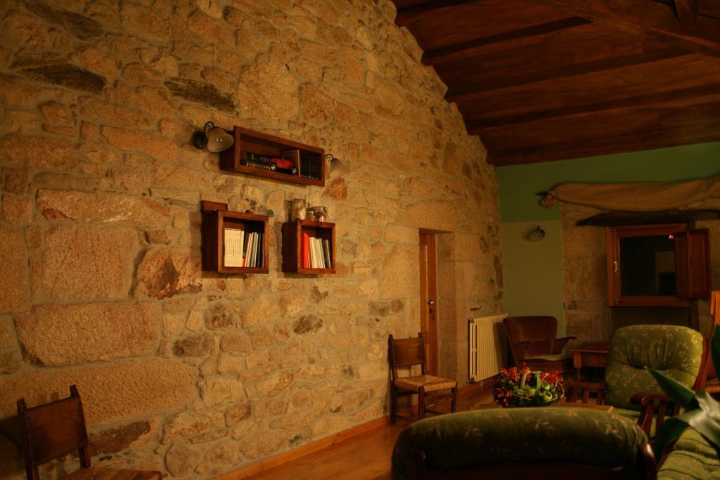 Rectoral De Goian Guest House Sarria Bagian luar foto